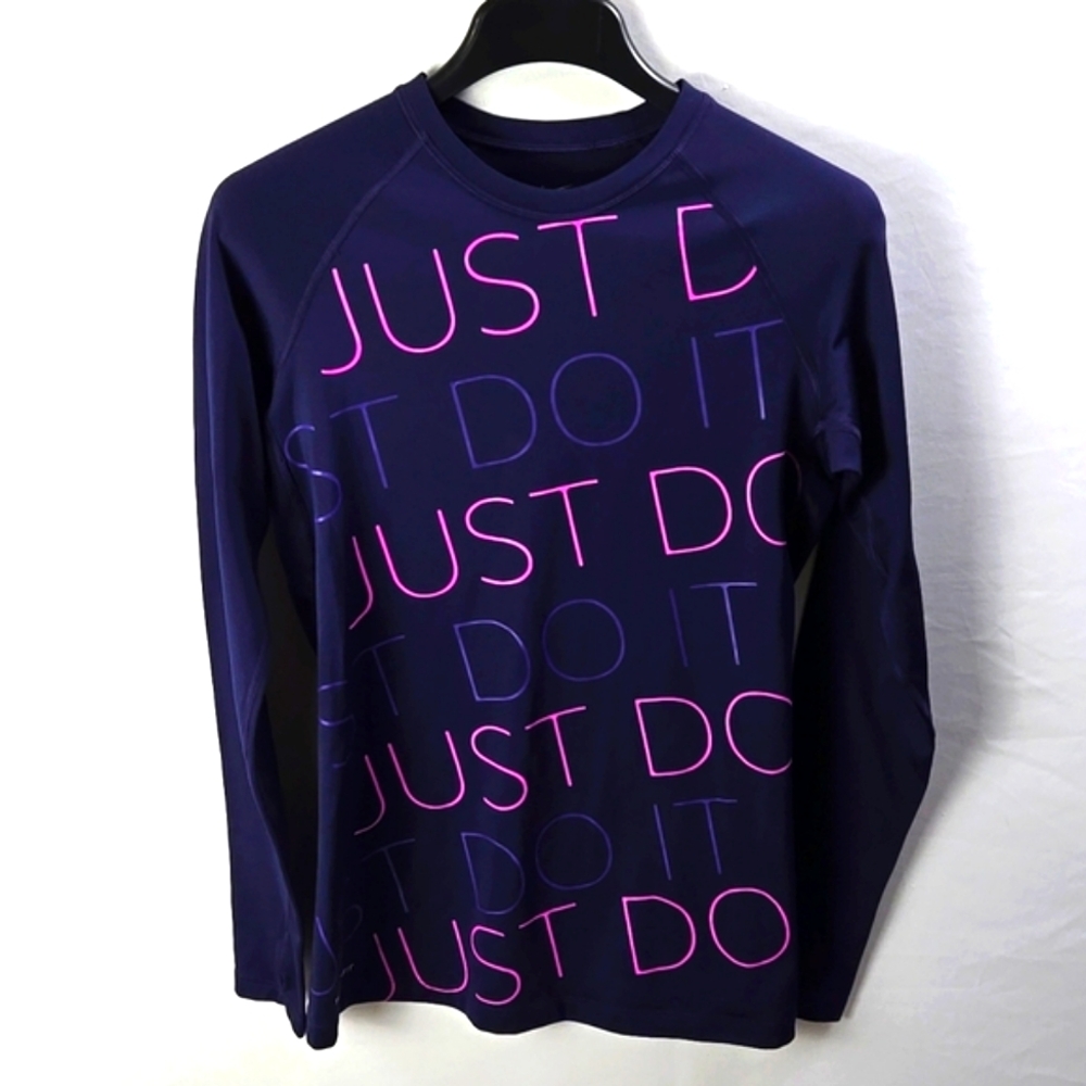 Nike Pro Women's Combat Dri-Fit Fitted Fleece Line Purple Shirt Sz M